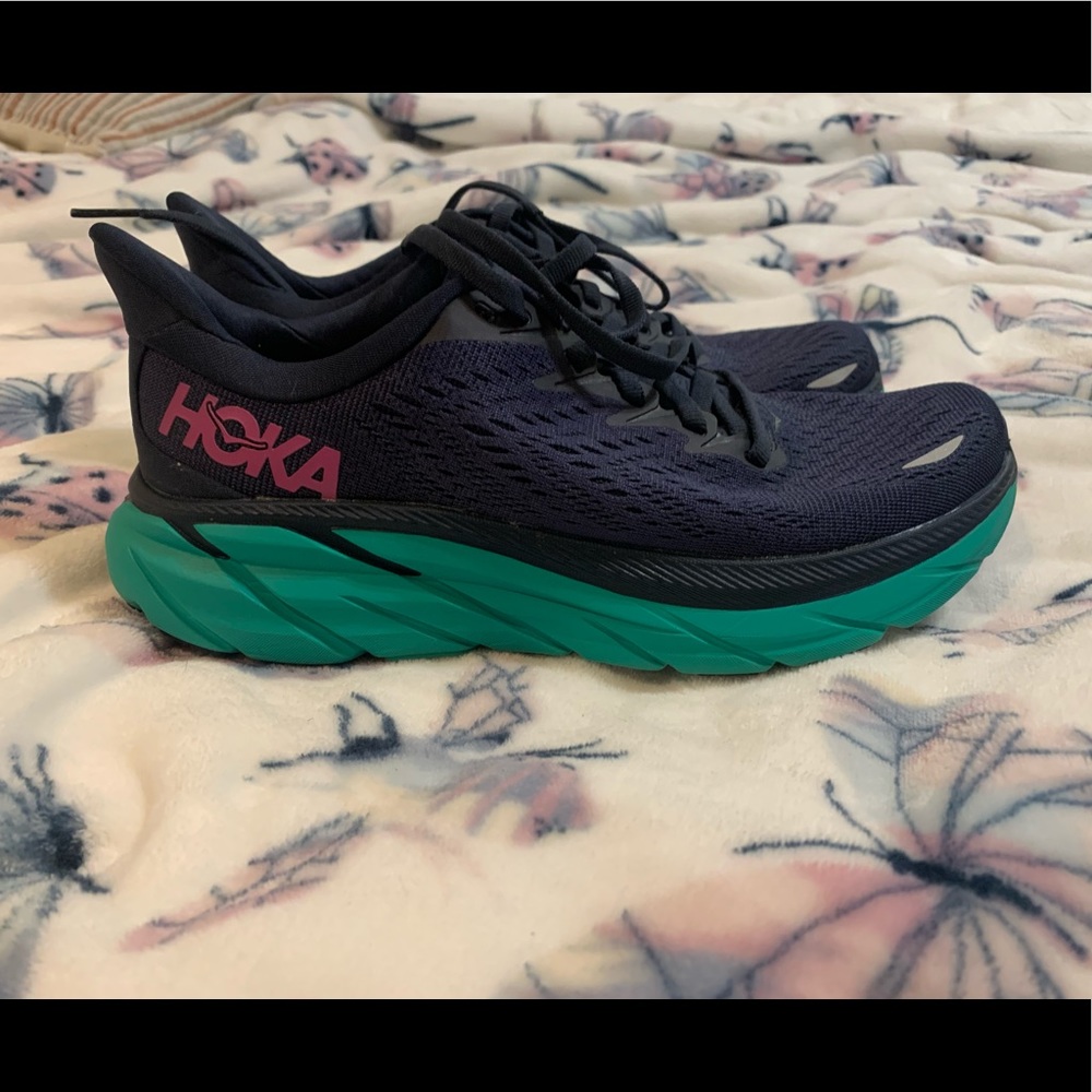 HoKa One One - Clifton 8 - Size 6.5